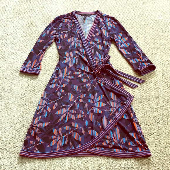 BCBGMaxAzria Dresses & Skirts - BGBG Wrap Dress